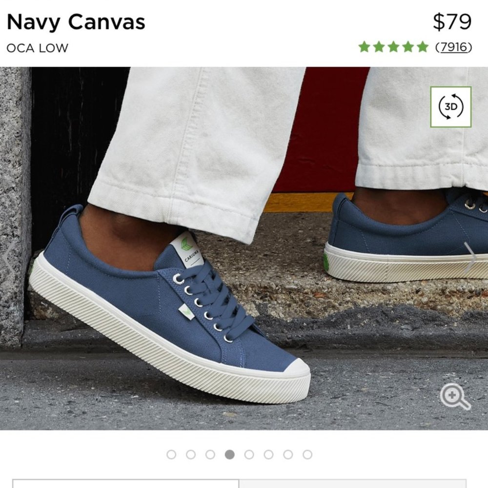 Comfortable Navy Unisex Cariuma Sneakers (Men's 8.5, Women's 10)